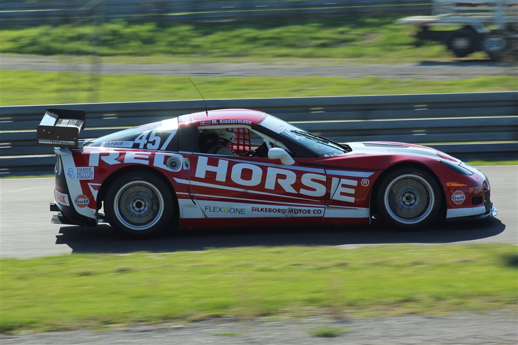Michael Klostermann havde en fantastisk weekend på Ring Djursland for små 2 uger siden, hvor han var på podiet i alle tre løb, og faktisk også vandt to af dem generelt. Kan han gentage succesen, med 3 podiepladser denne gang?
(Foto: JJ Media)